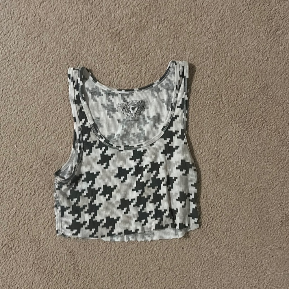 90’s ellemenno Crop top iykyk!! I cut it it was a wife beater before